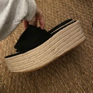 Size 7 platform sandals